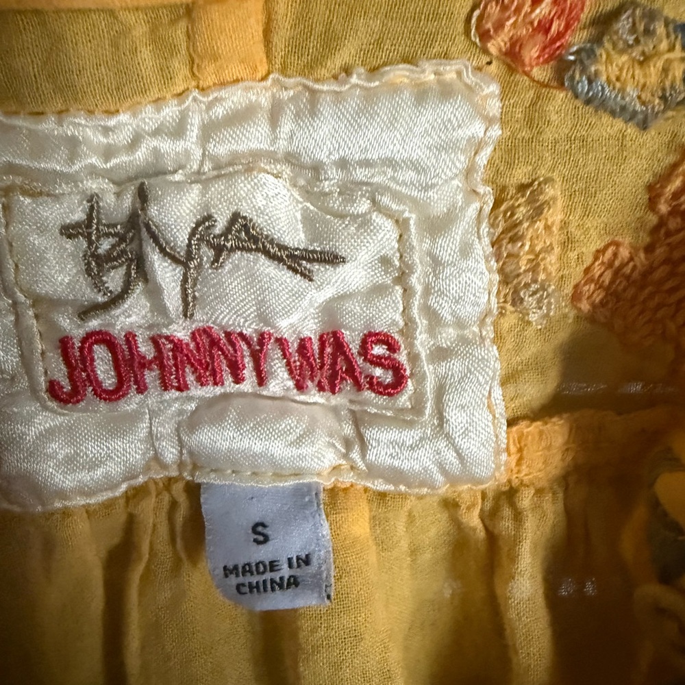 Johnny Was blouse top size small yellow embroidered EUC - Picture 3 of 6